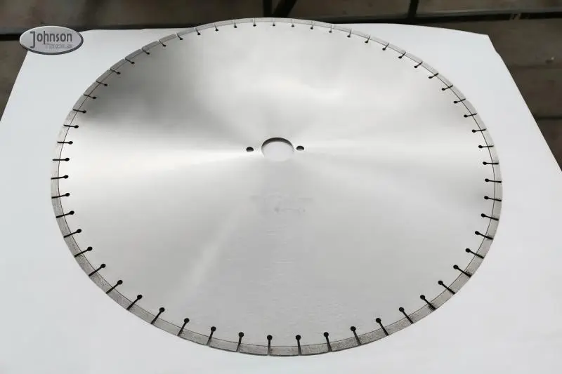 Heavy-duty diamond saw blades for infrastructure development in the Philippines