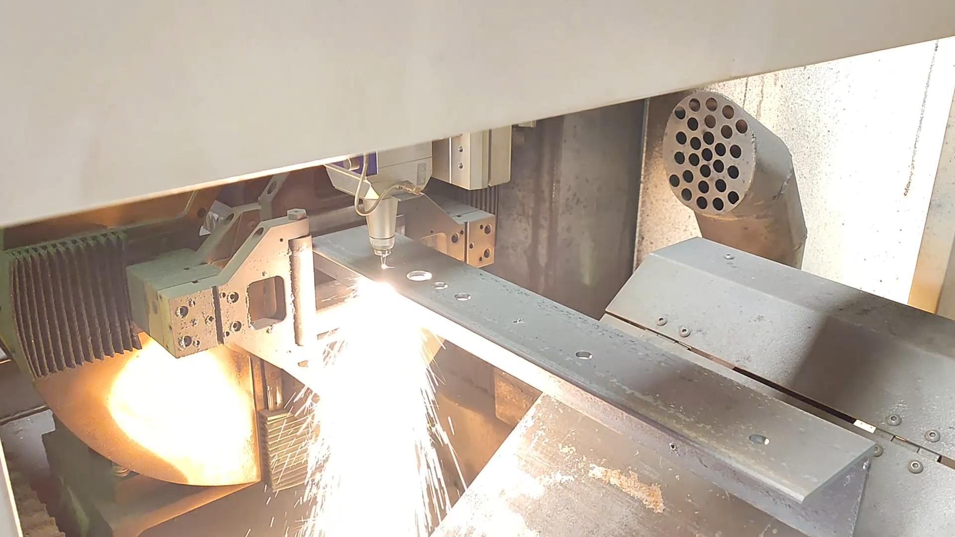 Laser cutting tube machine