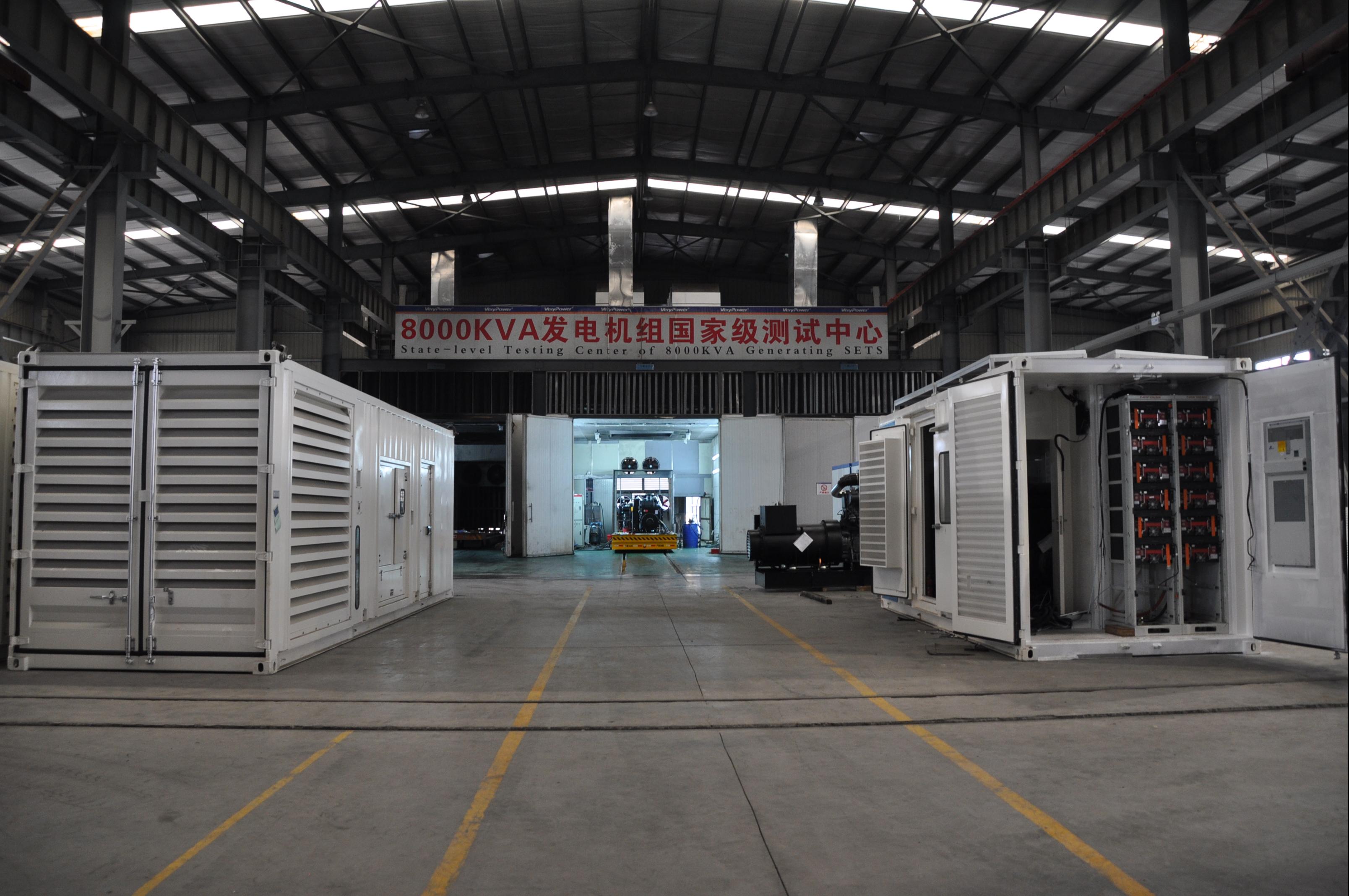 All in One Solar ESS PCS EMS 50kW 100kW 100kWh 200KWh Outdoor IP54 Class Commercial Solar Energy Battery Storage System