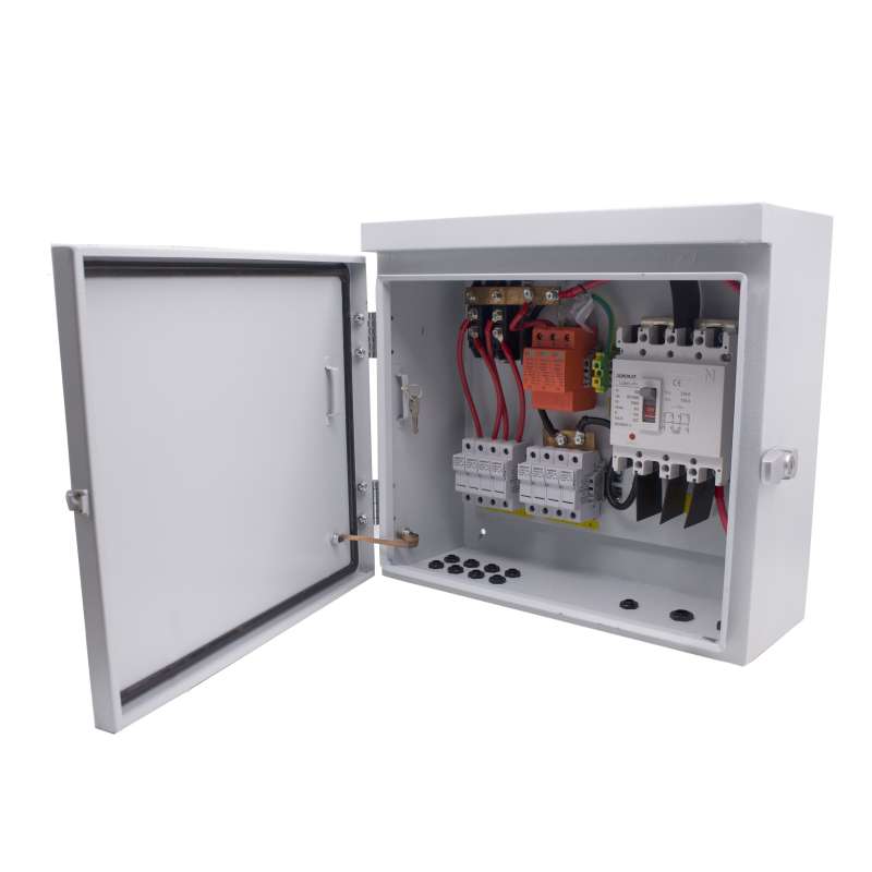High Quality IP65 Waterproof Metal DC PV Combiner Box for Large Desert Ground Solar Power Station