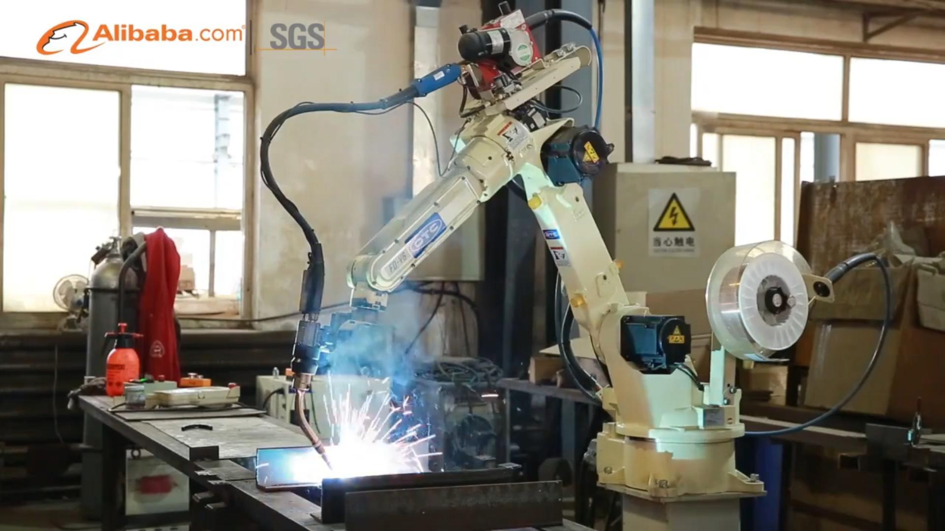Robotic arm welding machine