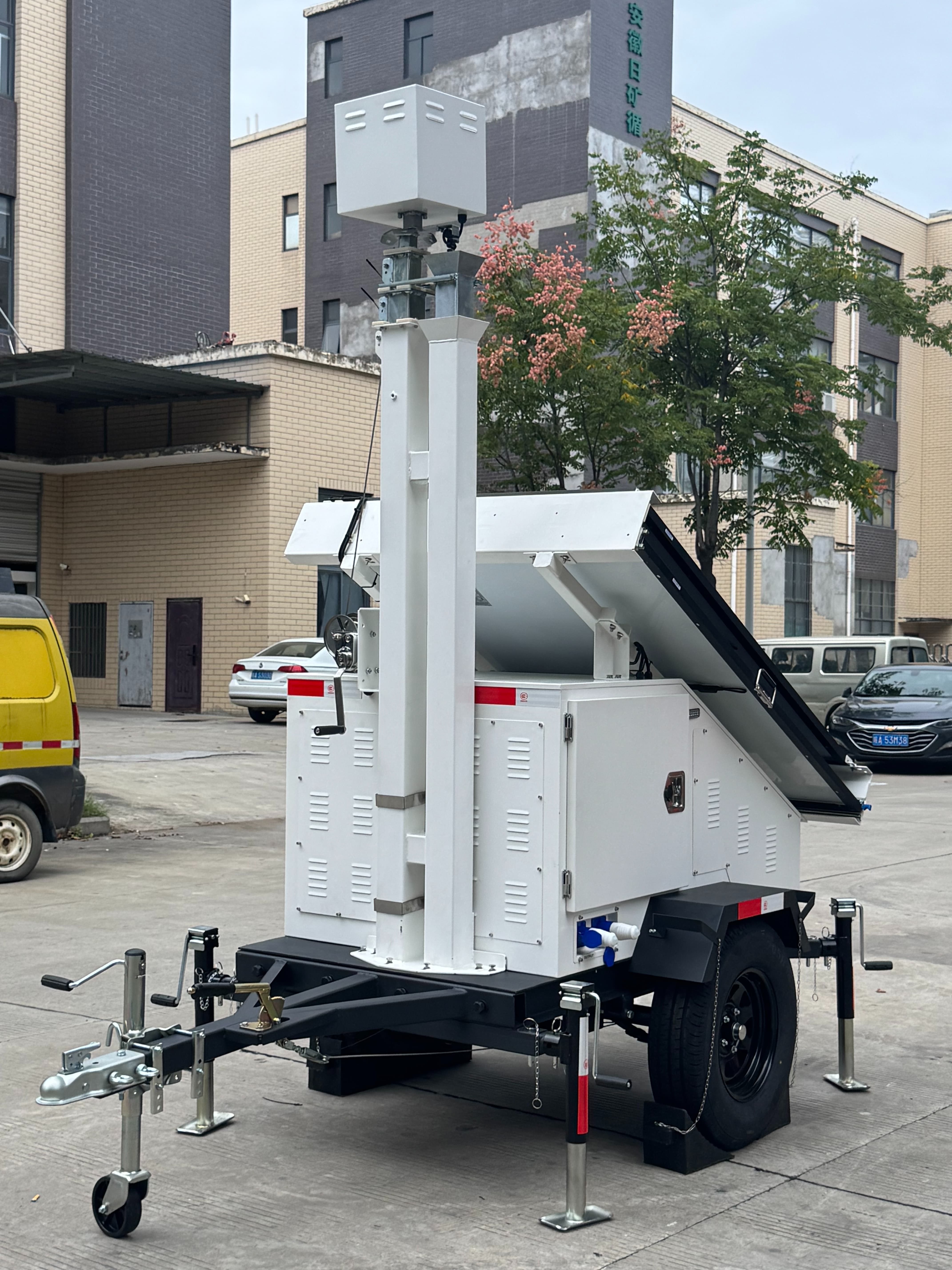 360 Wireless Camera Solar Trailer Security Off-grid Open Parking Lot Monitoring Tower