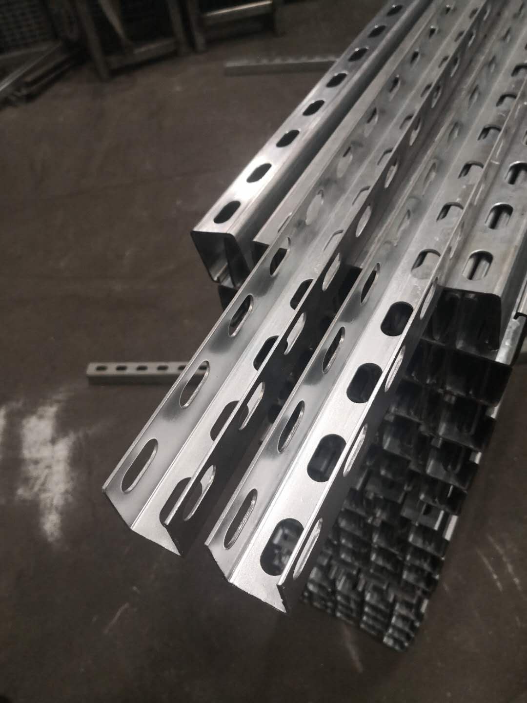 Solar Panel Roof Mounting System Solar Mounting Brackets Solar Panel Ground Mount c Channel Support