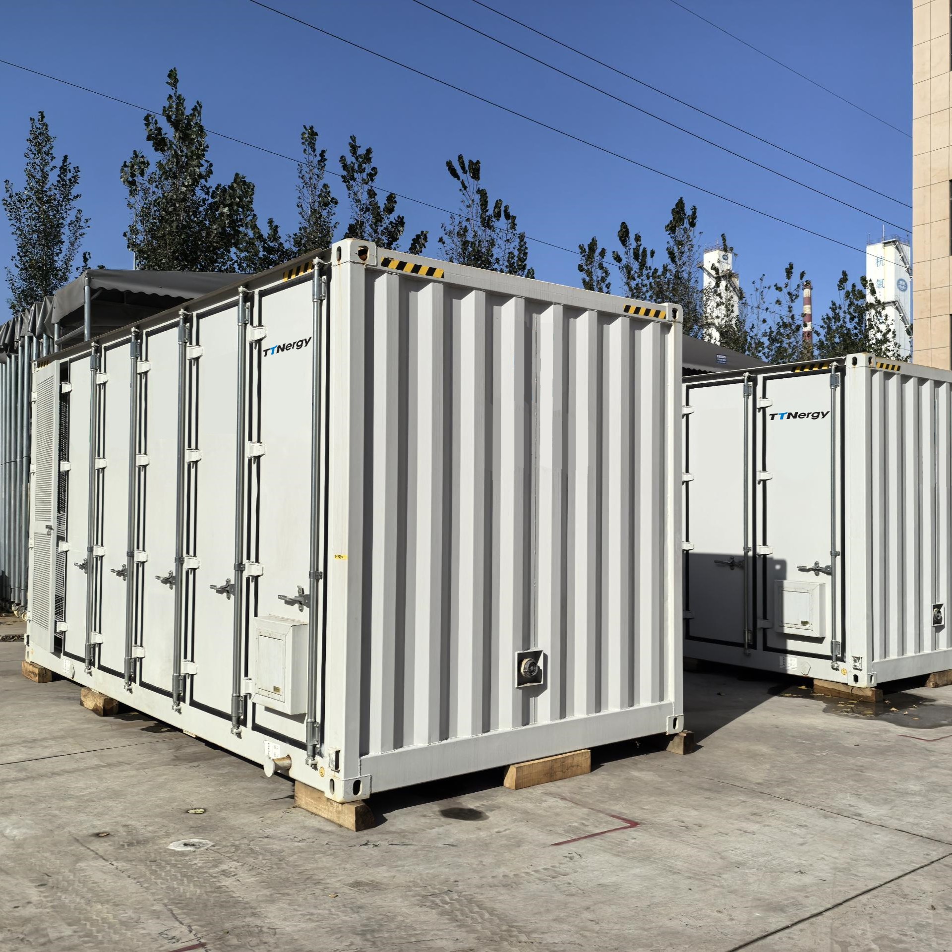 Outdoor All in One 75kWh 150kWh 200kWh 300kWh Solar Battery Energy Storage System Microgrid BESS with PCS+ Industrial Batteries