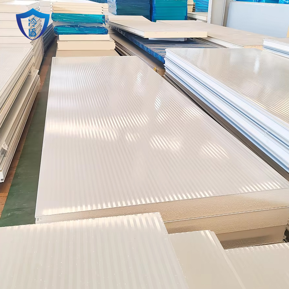 Eco-Friendly Fire Water Resistant PIR Insulated Sandwich Panels (50-200mm) Galvanized Steel For Cold Storage Warehouse Roof