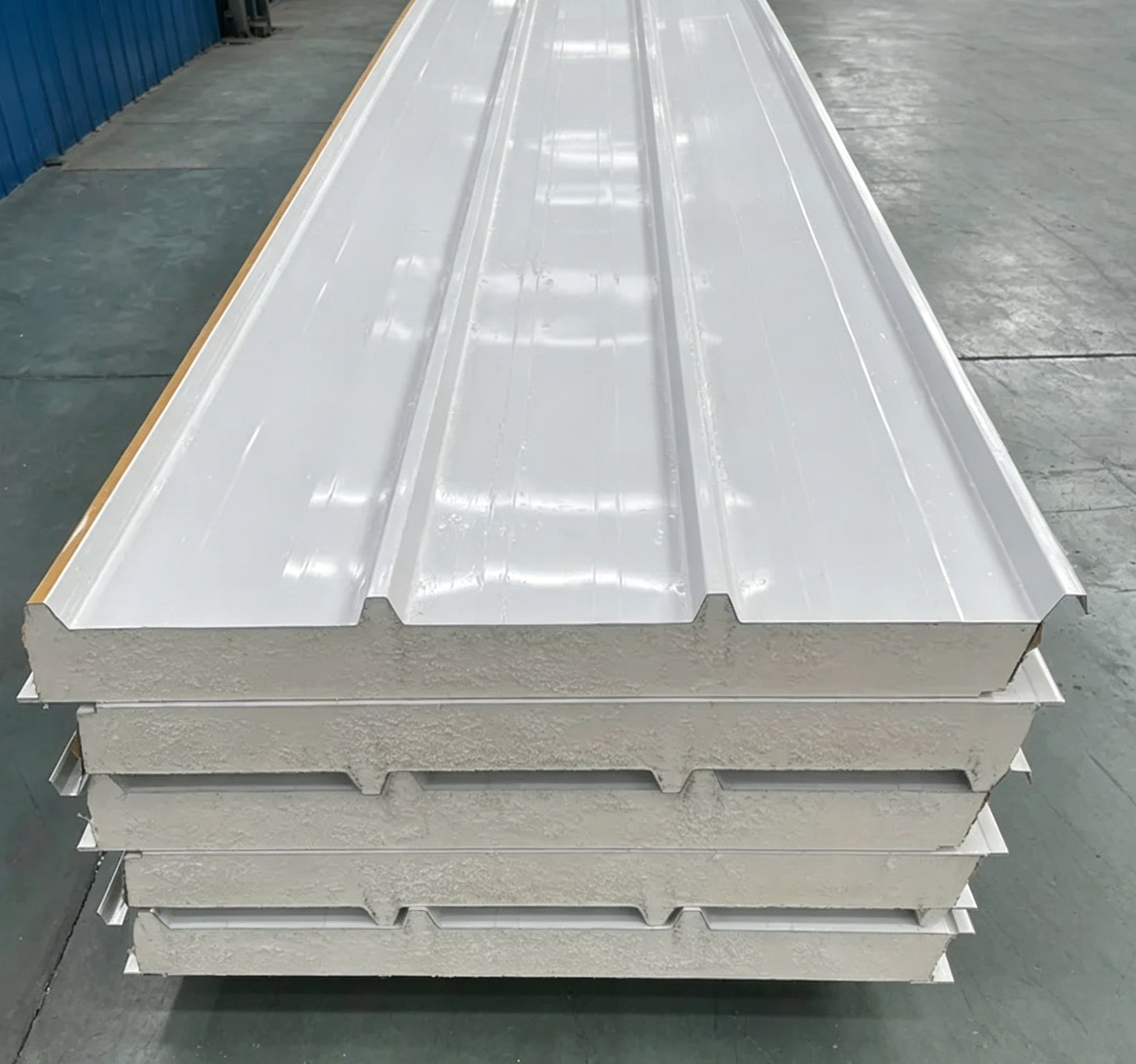 Customized Width PU Insulated Sandwich Panel Polyurethane Composite Panel PU Sandwich Plate for Unique Project Sizes