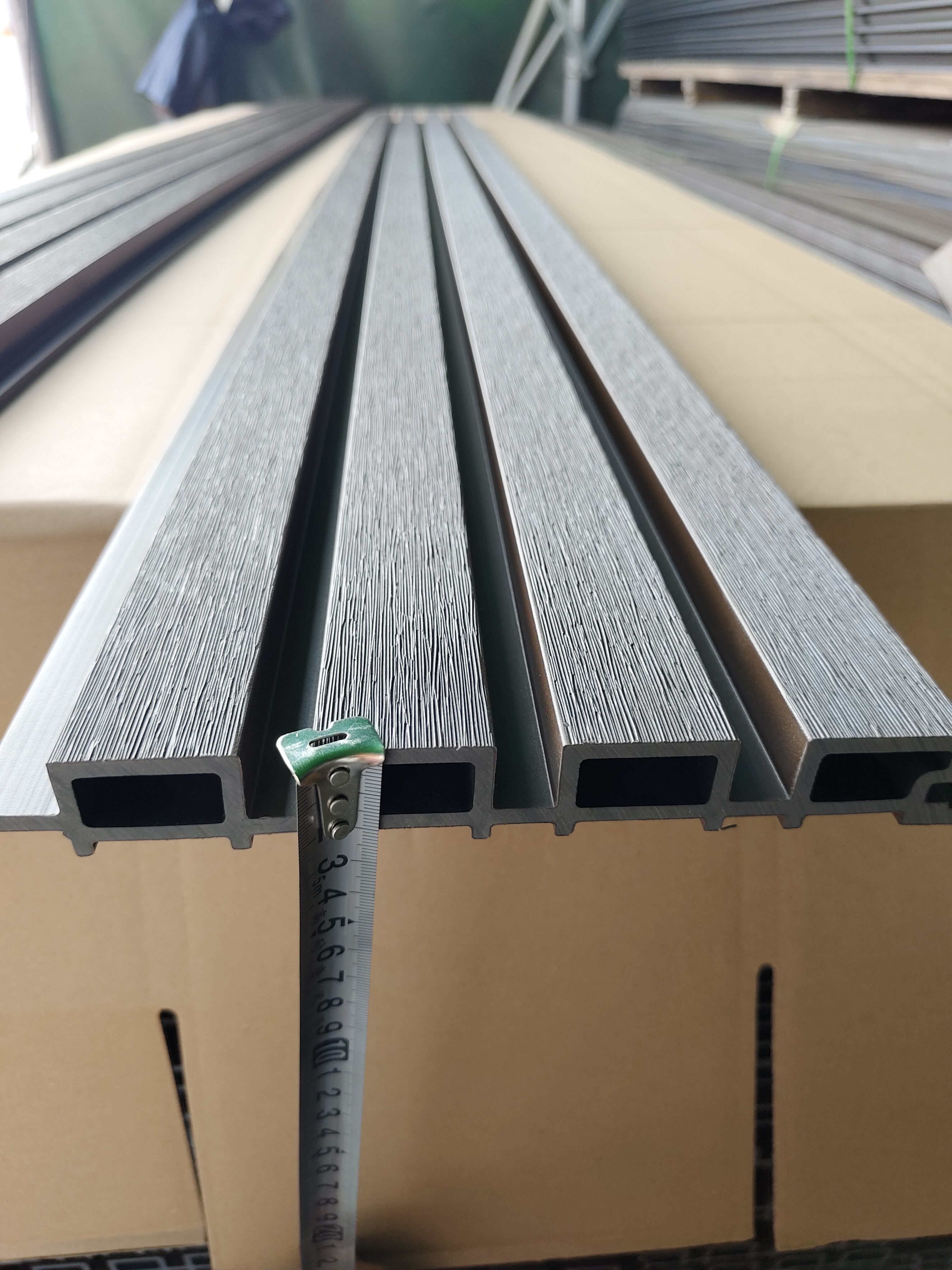 Fluted WPC Wall Cladding Exterior Outdoor Composite External Wpc Wall Cladding Panels Outdoor Wood Slatted Wall Cladding