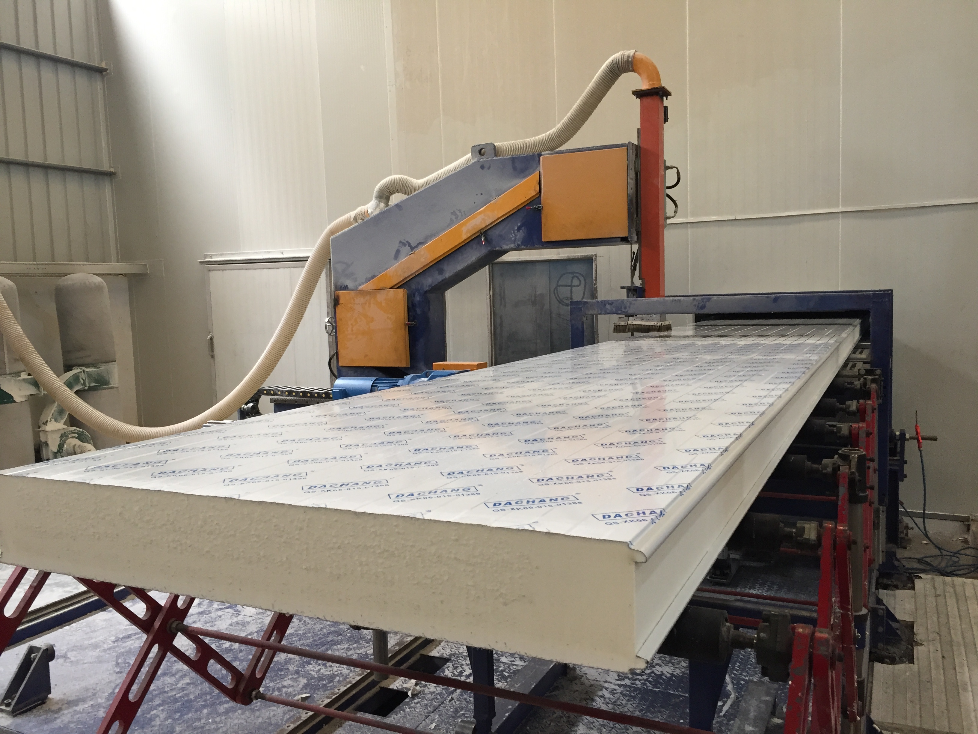 Factory Construction Customization Wall Insulated Panel Insulated Roof Panels