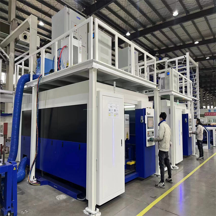 Manufacturing equipment