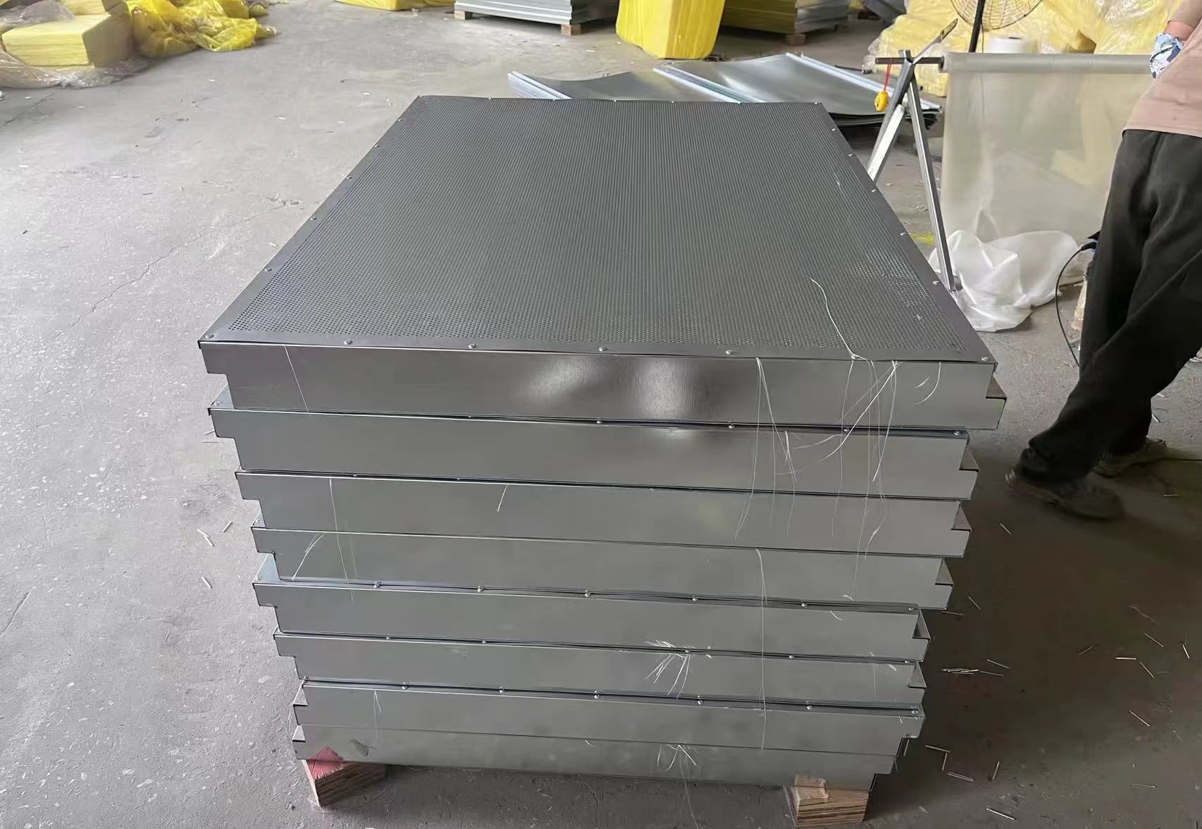 Fireproof Sound Absorbing Wall Panel Galvanized Steel Modular Acoustic Panel with 80% Noise Reduction for Interior Exterior Use