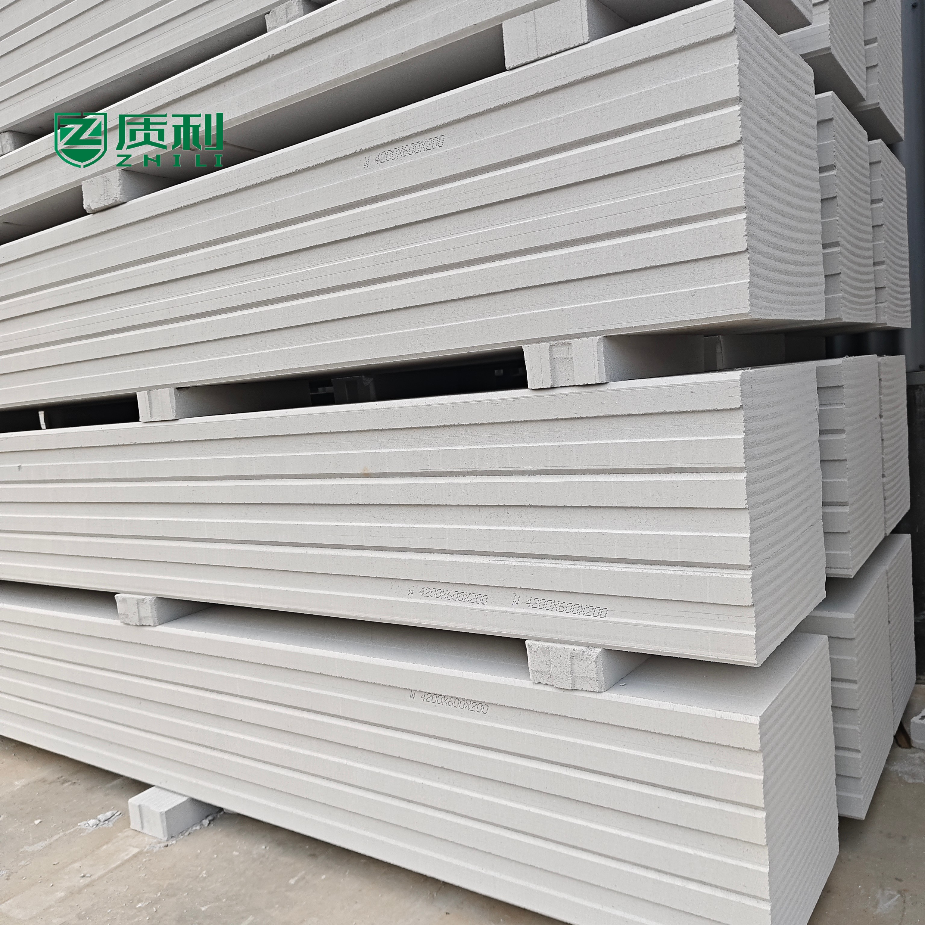 Zhili Brand 50mm Lightweight Concrete Insulated Fireproof Roof Panels for Hotel Office School Buildings 1 Year Warranty Models