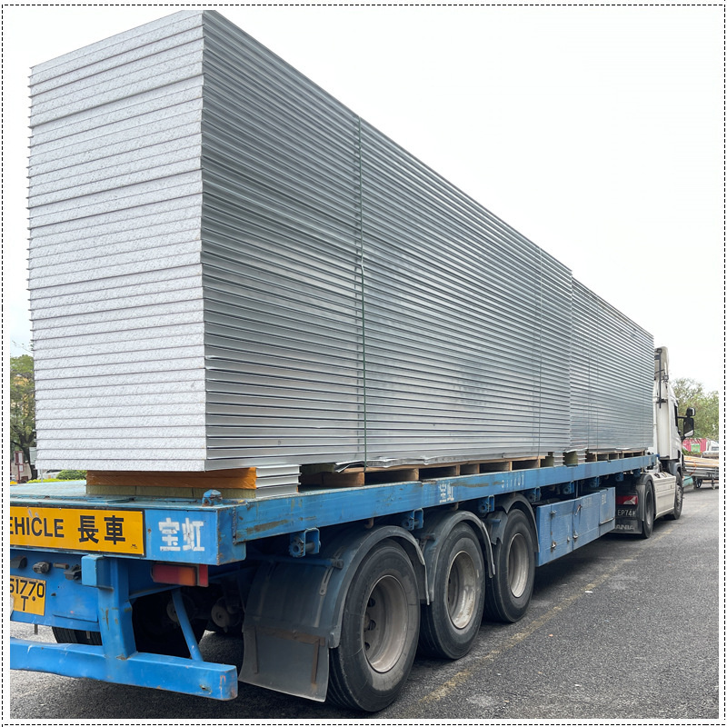 PU Foam Sandwich Roofing Panel for Prefabricated House and Cold Storage Wall Heat Insulation