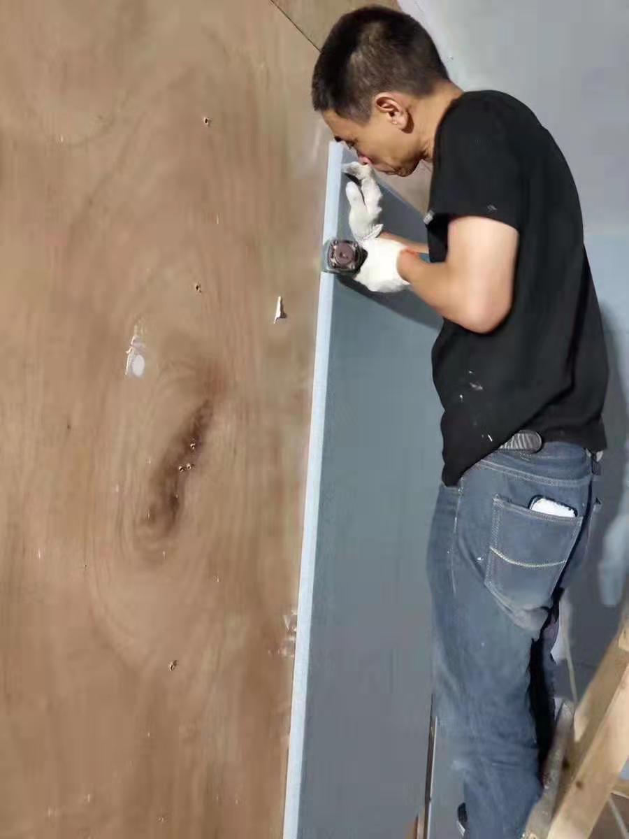 Glue and Nails Method