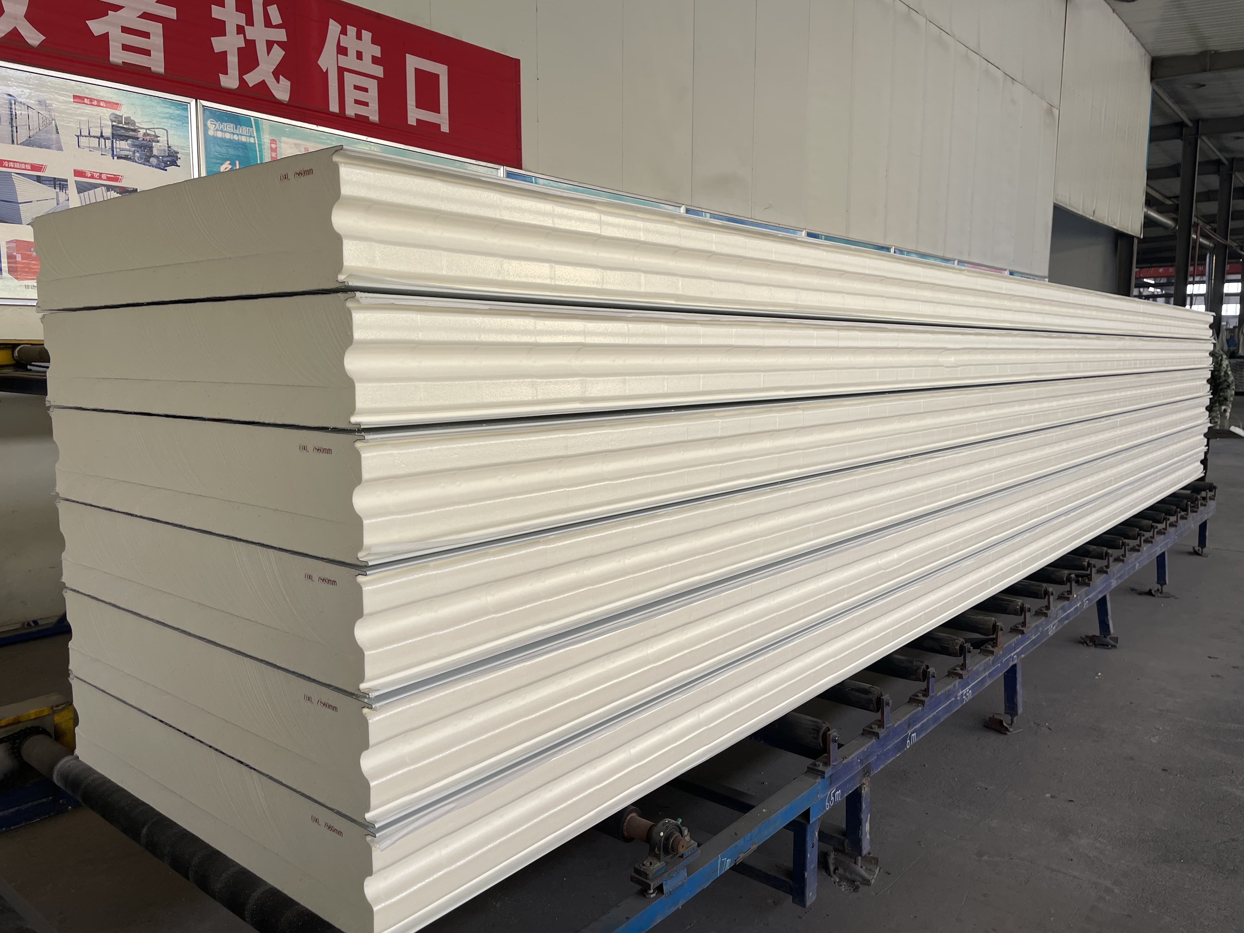 Factory Waterproof Pu Sandwich Wall Panel Panel Sandwich Pared Negro Sandwich Panels Fence