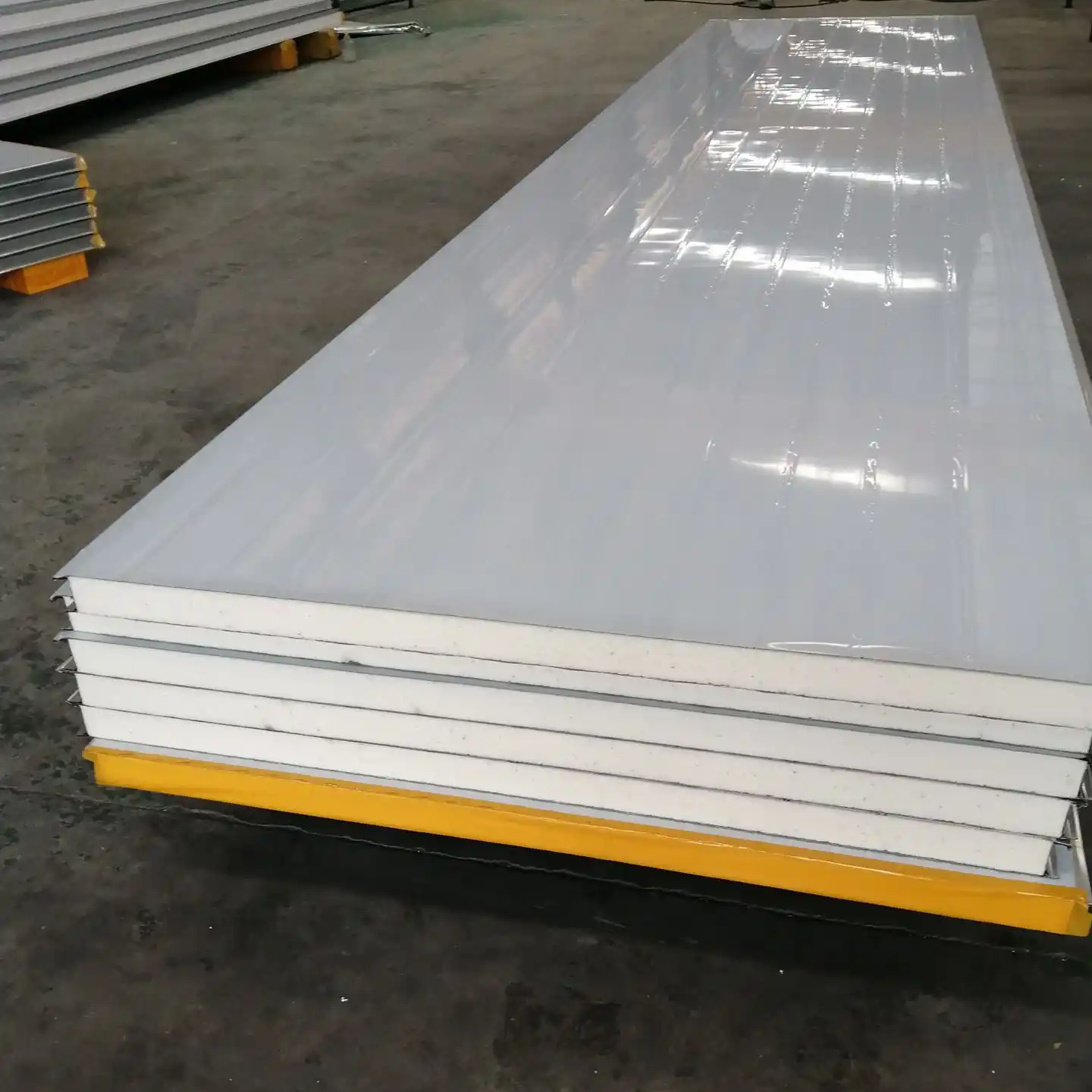 China Factory Insulated Sandwich Panel Roofing Panels Thermal PU Pir Polyurethane Metal Insulated Sandwich Panel Wall Panels