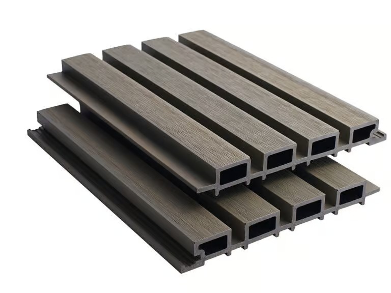 WPC Exterior Cladding Panel Outdoor EN13501 B1 Fire Rating ISO9001 Certified Waterproof Wood Grain Wall Board