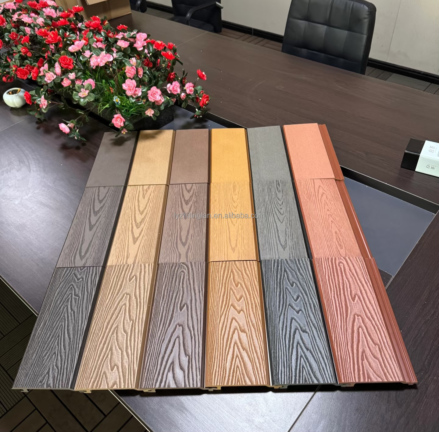 European Coextruded PE Wood Composite Board Modern Waterproof Fireproof Exterior Wall Panels for Outdoor Decorative Household