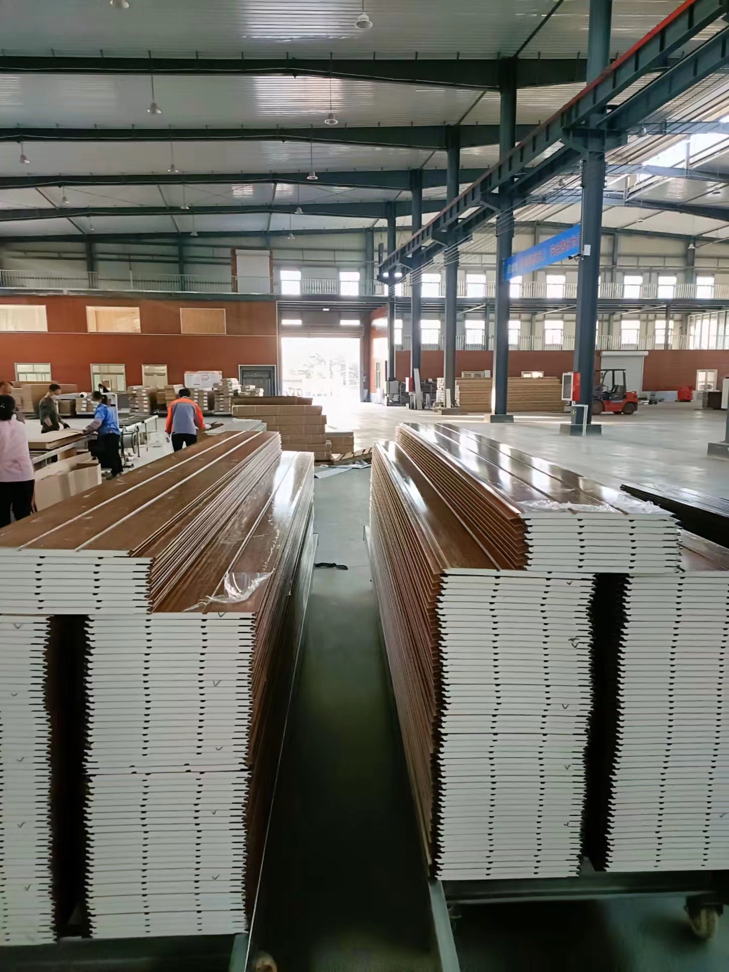 Modern Fireproof External Carved Polyurethane-Cement-Wall-panels Pu Metal Exterior Wall Panel Sandwich Panel Feature Widely Used
