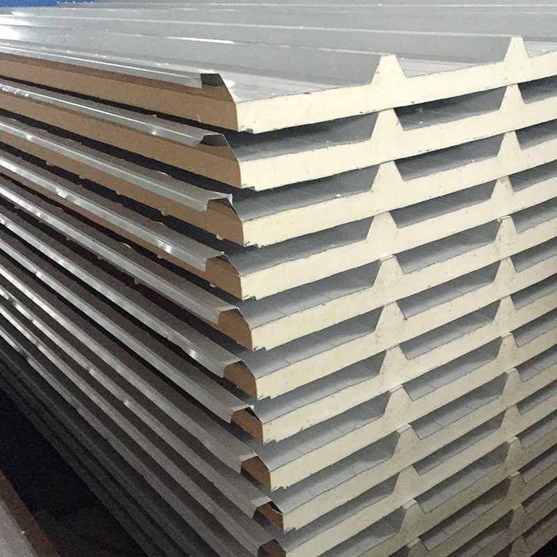 China Factory Direct Supply Long Life High Quality Roof Corrugated PU Polyurethane Sandwich Panel Insulated