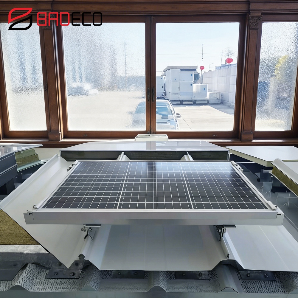 Energy Saving BIPV System Solar Roof Sandwich Panels With 360&deg; Lock Seam System Installation Design For Warehouse