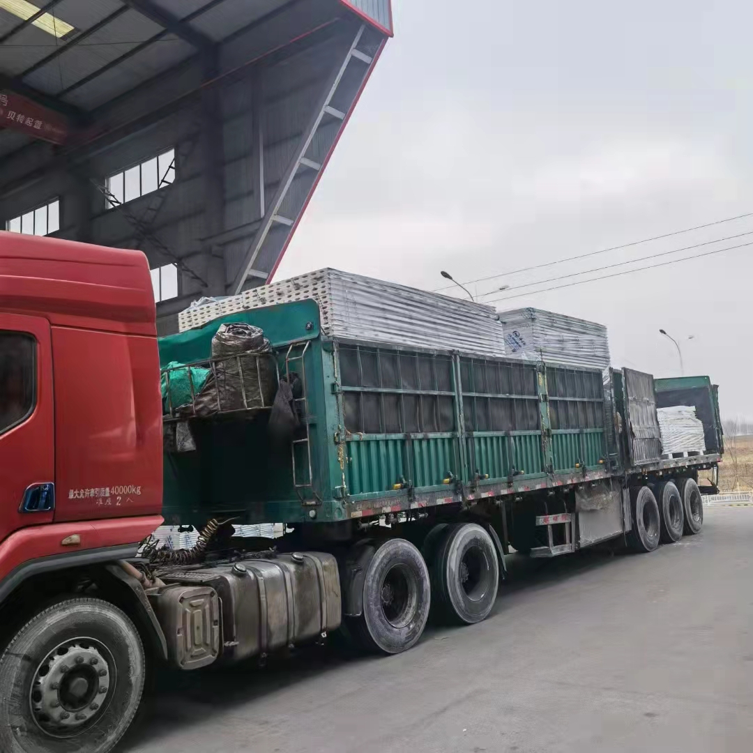 Loading Containers Part 2