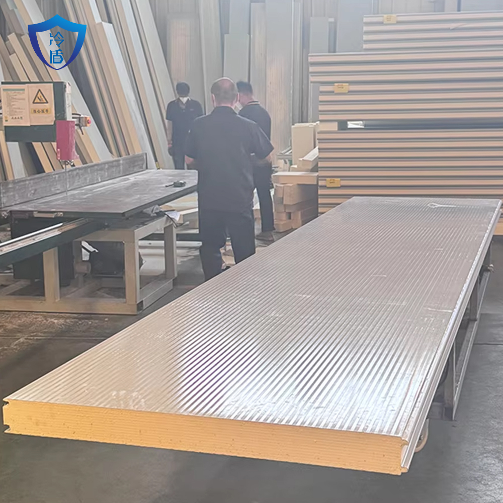 New Fire Resistant PIR Insulated Sandwich Panel, Polyurethane Foam Board for Cold Room Wall, Roof and Ceiling Installation