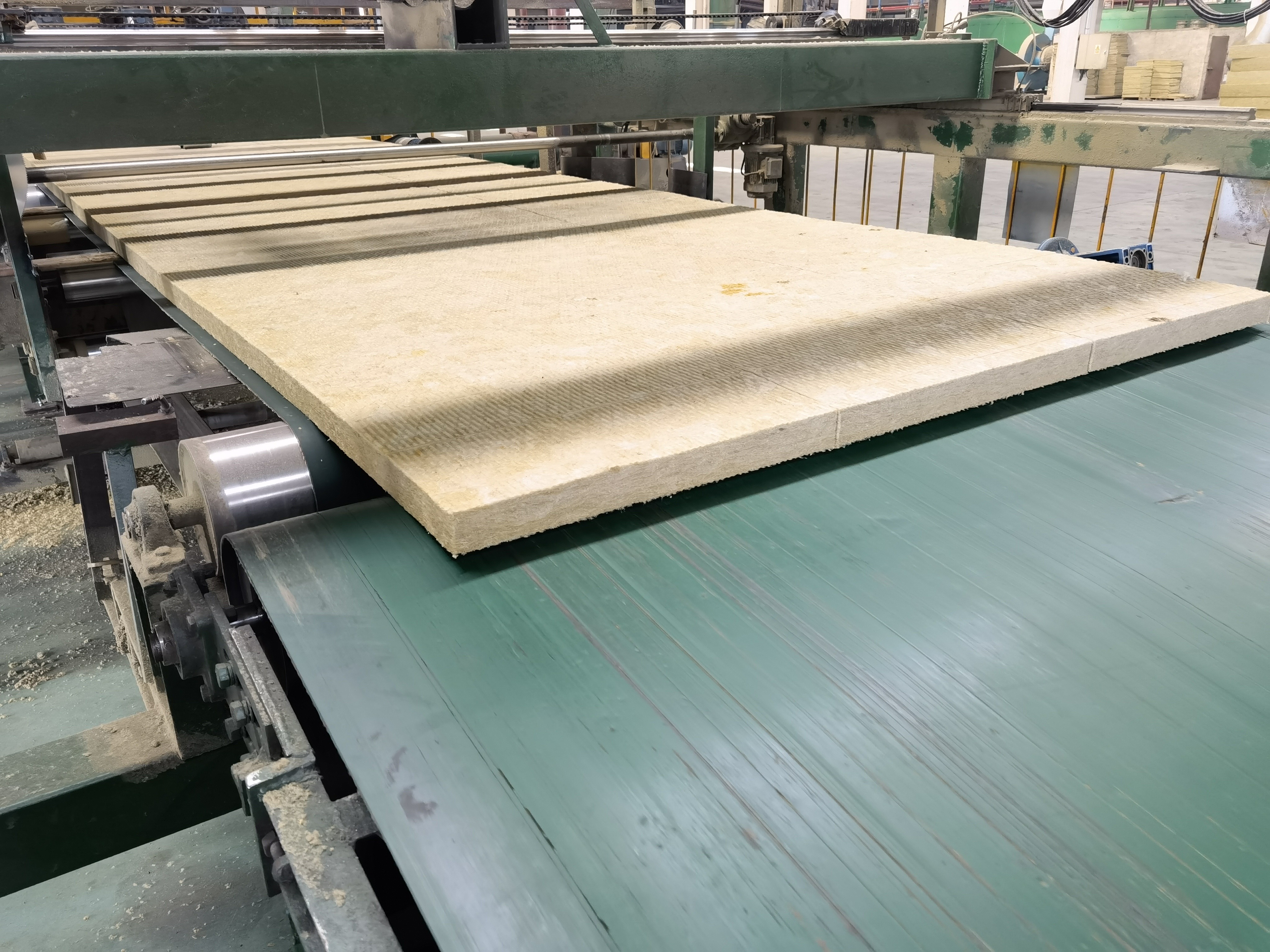 High Quality ISO Certified Sandwich Panels Rock Wool 50mm New Design Mineral Wool Board for Thermal Insulation