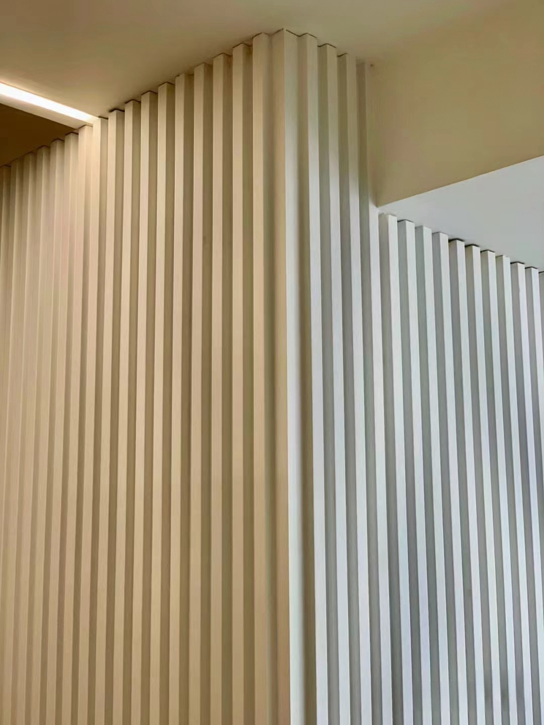 Modern Waterproof WPC Decorative Panels Fireproof Slat Wood Interior Wall Paneling For Outdoor Walls Premium Indoor Panel Boards