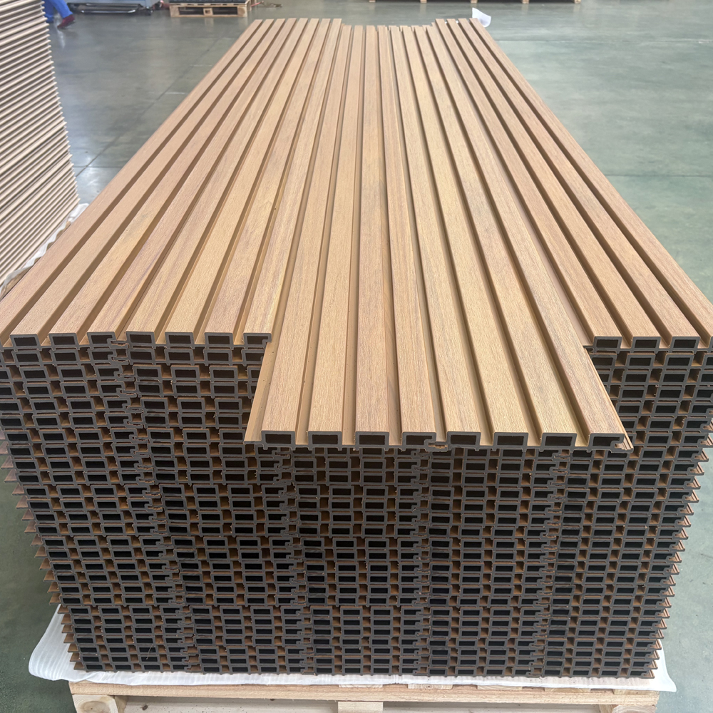 Outdoor Waterproof Hotel Panel Durable Composite Wood Cladding Anti Warp Wpc Wall Cladding