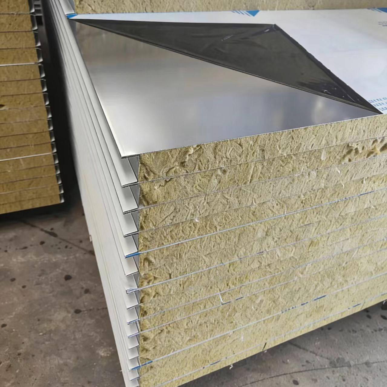 High Quality Industrial Eco-Friendly Stainless Steel Faced Fireproof Purification Board Sandwich Panels for Cleanroom