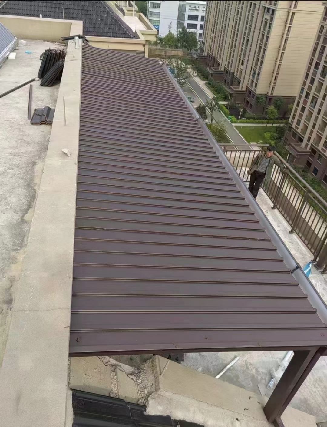 Modern European-Style Insulated Fire Resistant Waterproof Eco-Friendly Aluminum Steel Composite Roof Durable Sandwich Panels