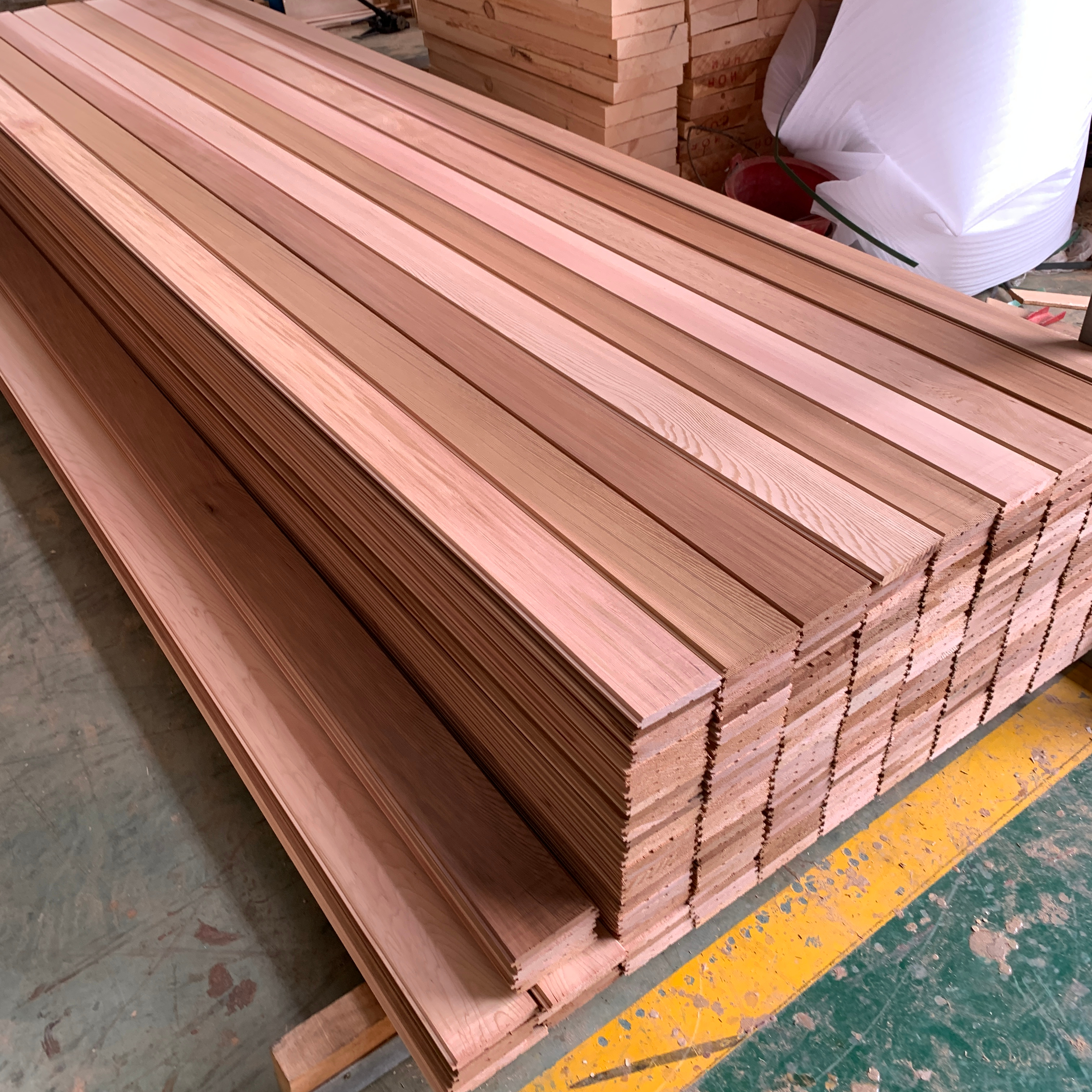 Natural Cedar Timber Wall Cladding Wood Exterior Tongue and Groove Wall Panels Wall Cladding Exterior Outdoor