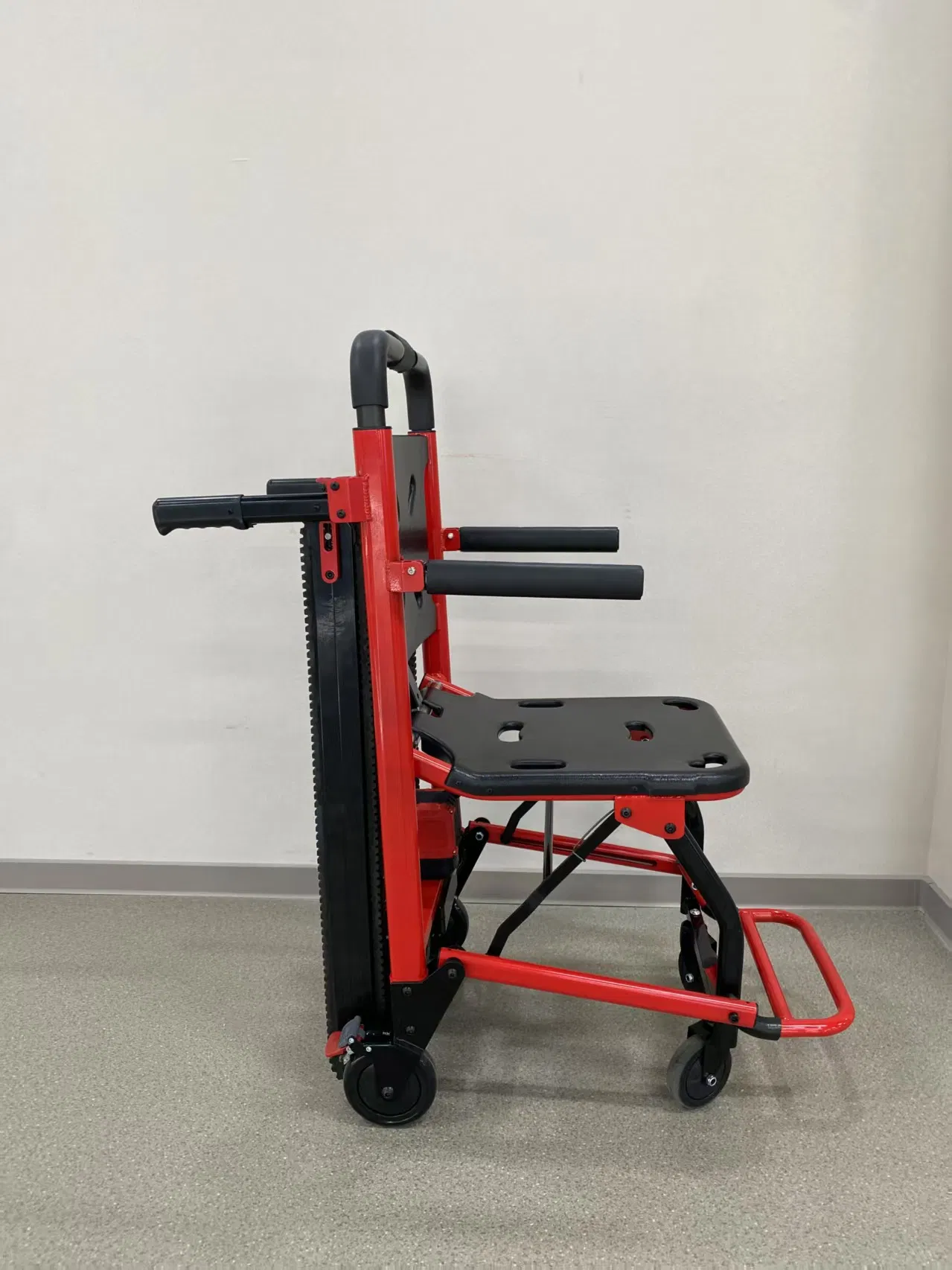 Motorized Electric Stair Climbing Stretcher with 180kg Load Capacity for Ambulance