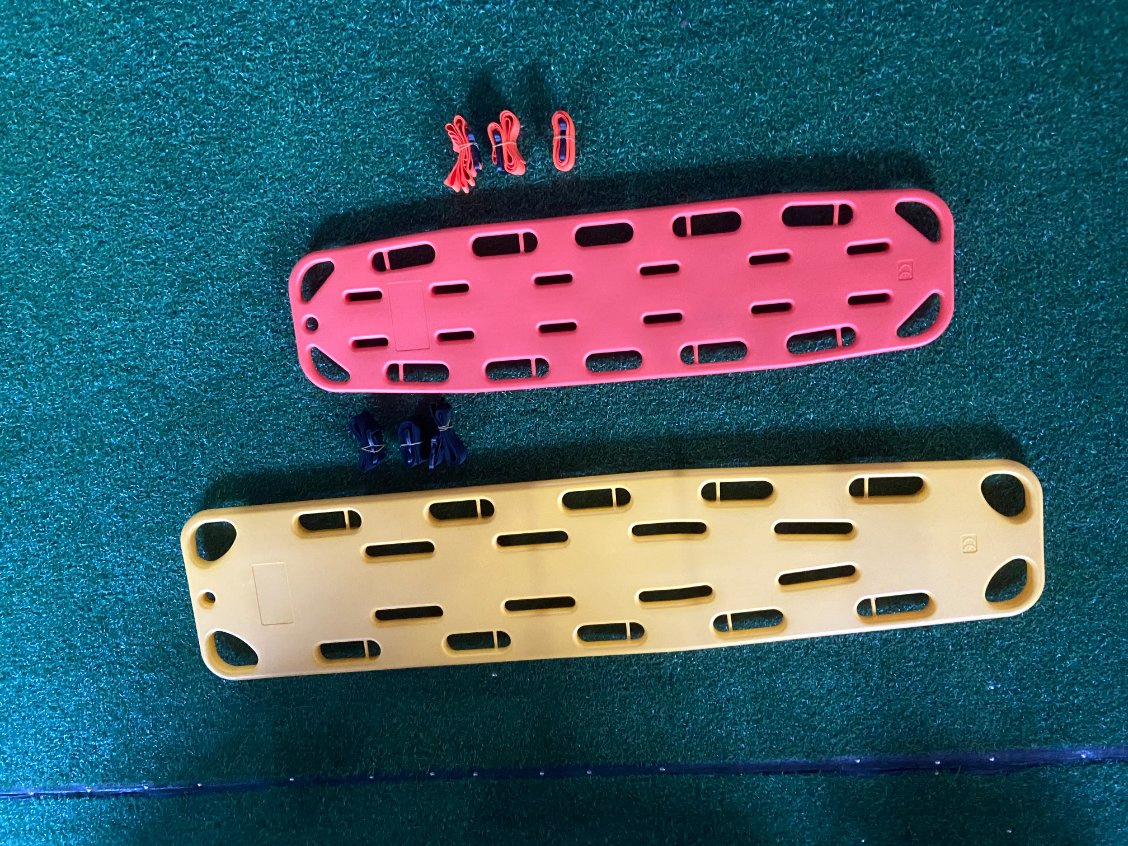 Portable Waterproof Emergency Medical Evacuation Patient Plastic Spine Board Plastic Rescue Stretcher