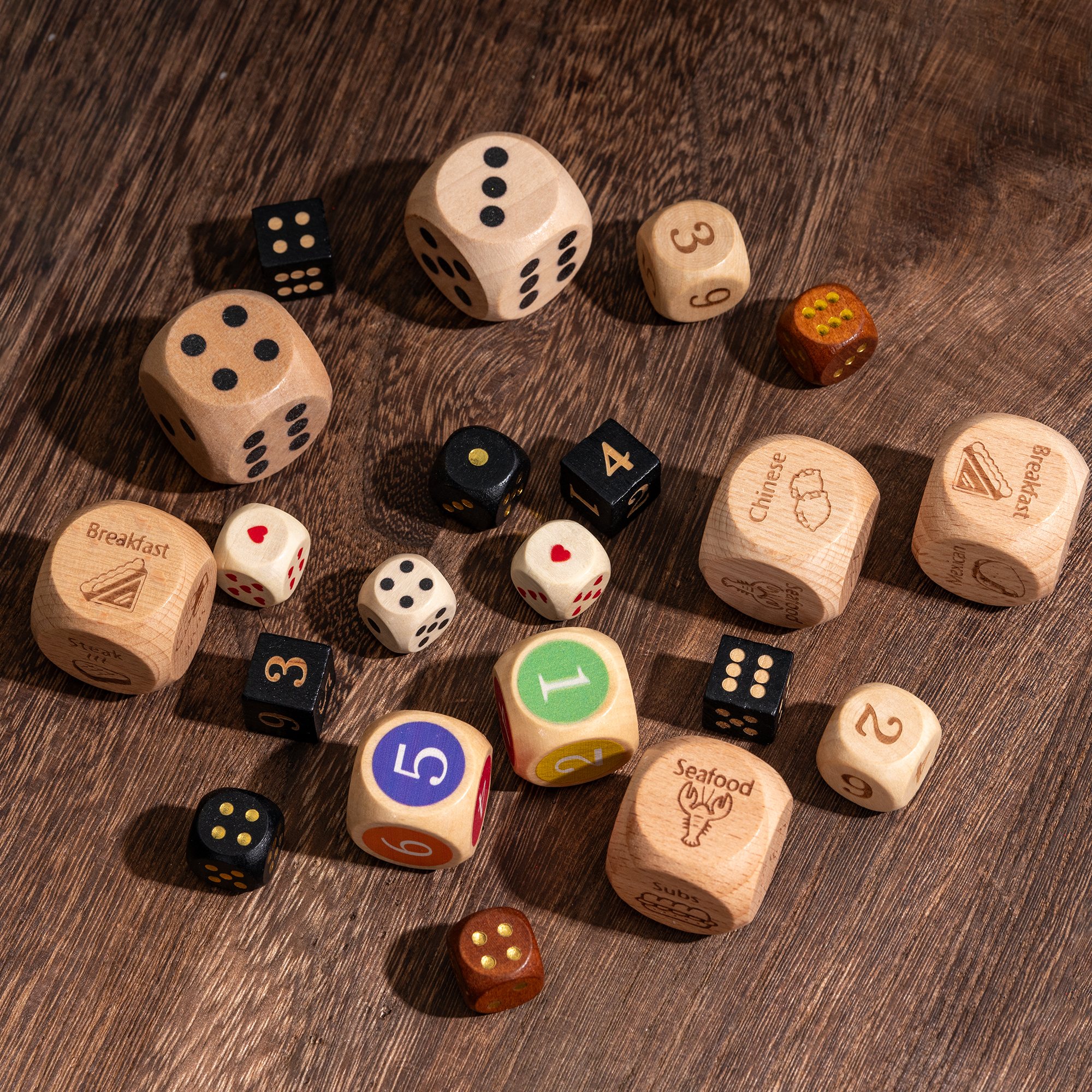FACCUB Wholesale Factory Price Custom 30mm Big Wooden Dice Games Natural Blank Wood D6 Wooden Gourmet Decision Food Dice