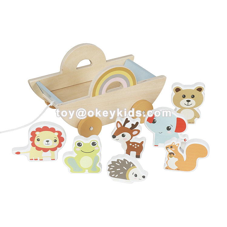 Wooden Forest Animal Pull-Along Wagon Detail 3