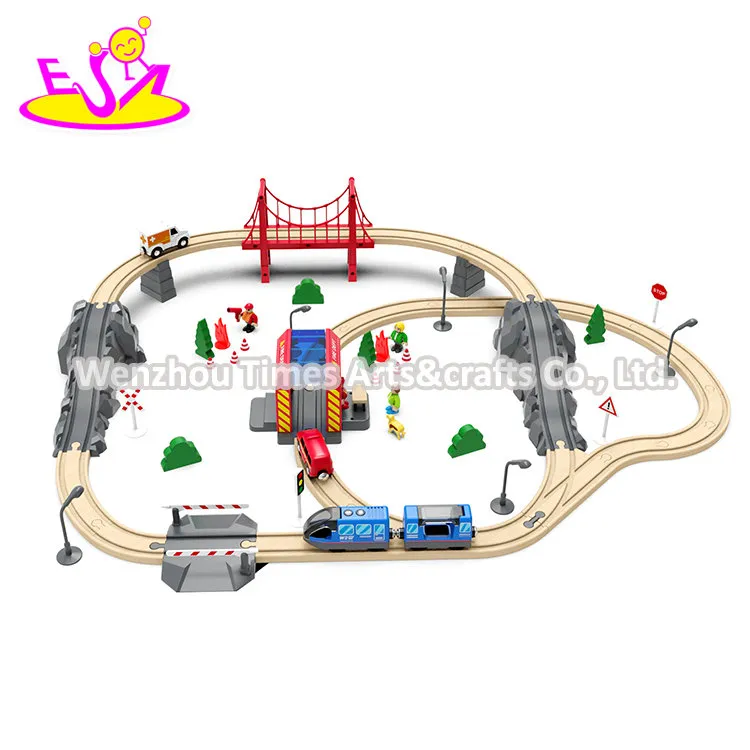 Hot Sell 70 PCS Firefighting Wooden Toy Train Set for Kids W04c240