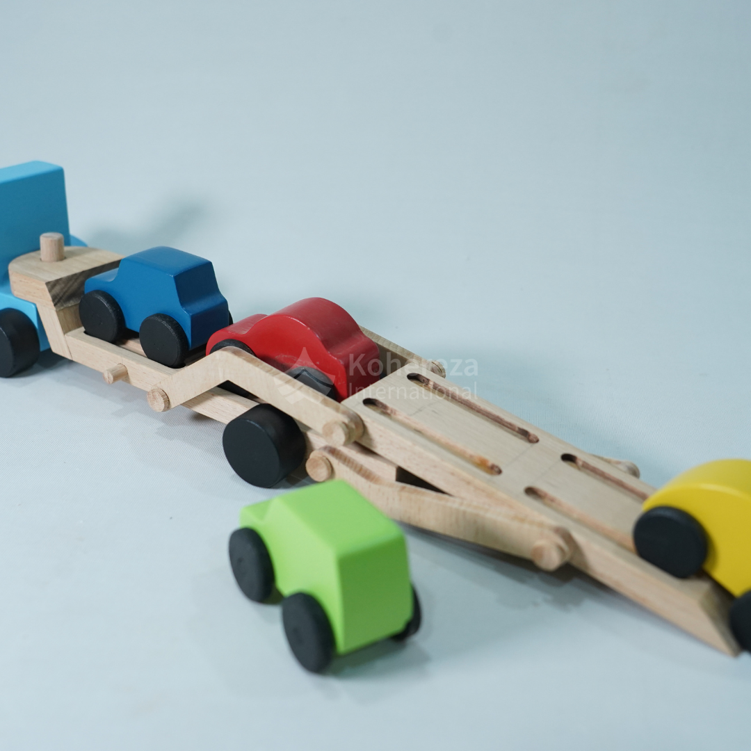 Wooden Hauler Car Playset 2