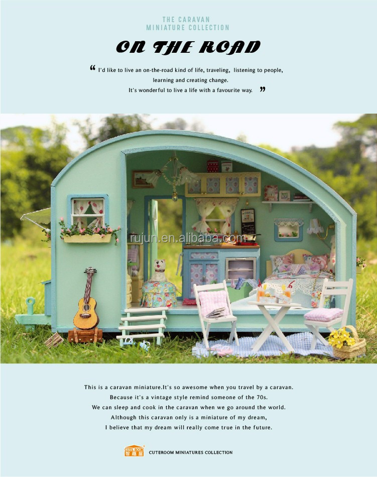 DIY Dollhouse Travel car house model Time travel detailing