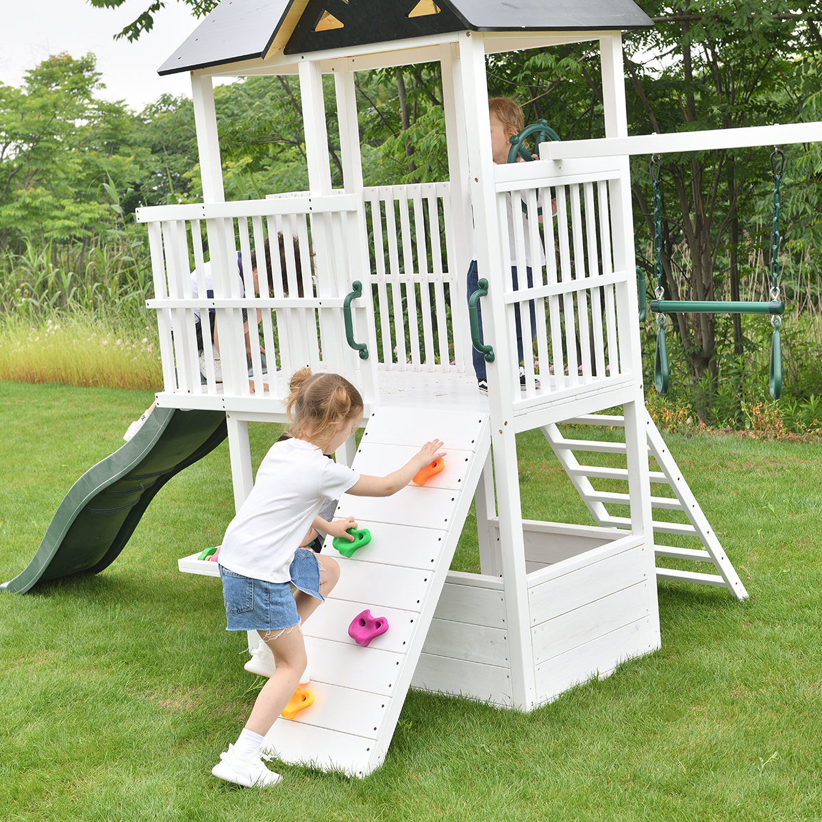 Children playing style B