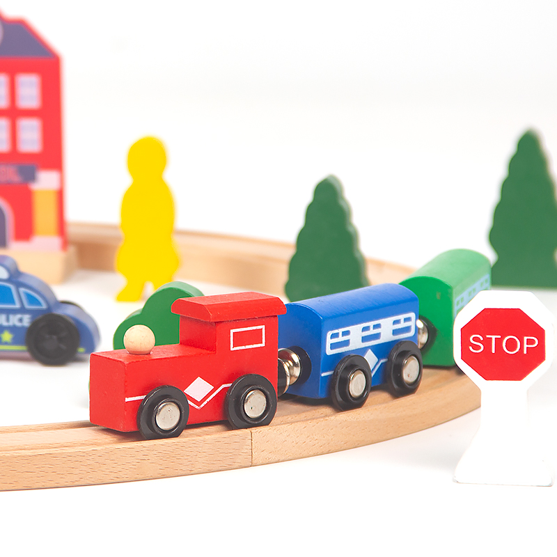 High Quality 26-Piece Circular Wooden Train Tracks Montessori Educational Toy For 5 To 7 Years Old Kids Learning Unisex