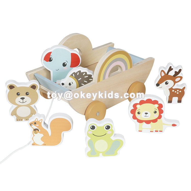 Wooden Forest Animal Pull-Along Wagon Detail 2