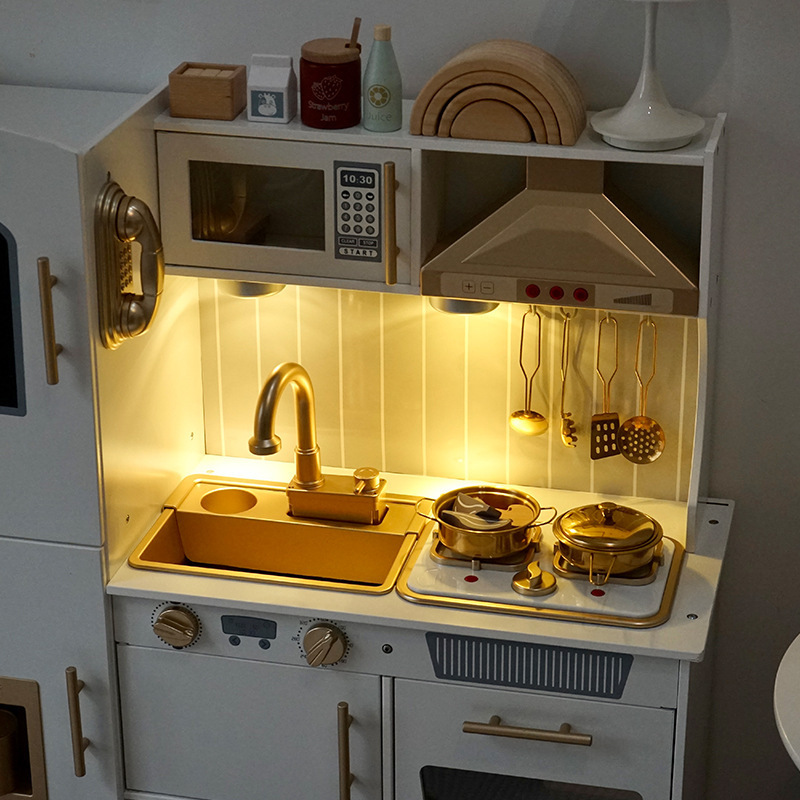 Wooden Kitchen Toy Details 4