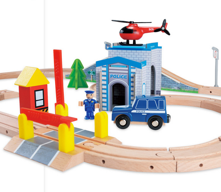 High Quality 80 PCS Wooden Train Railway Sets with Cars