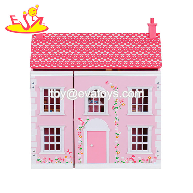 Suitcase Dollhouse Reference 3