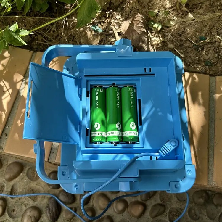 Portable Emergency Light 50W Solar Flood Lights