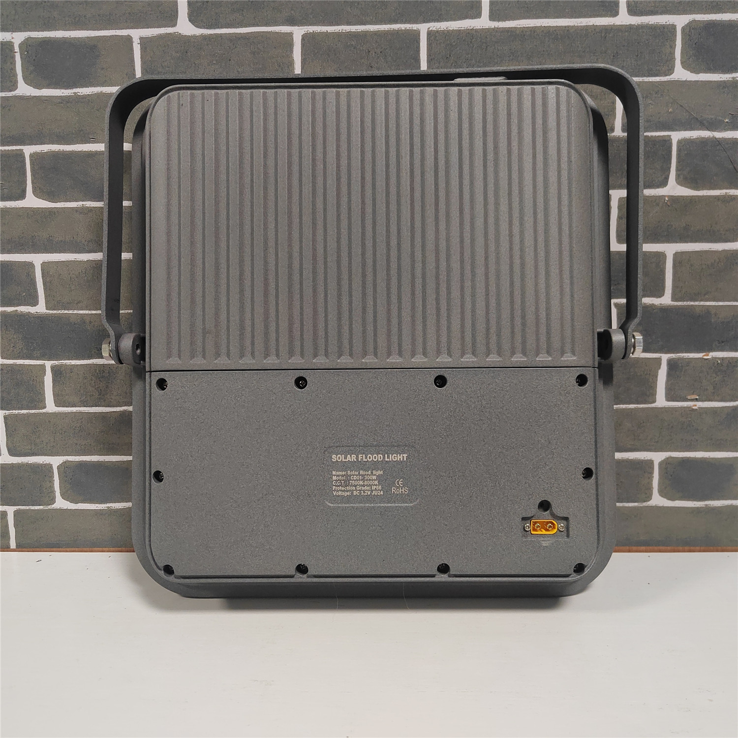 Outdoor Lighting Aluminum IP66 200W Security Solar Flood Lights with MONO Solar Panel for Football Field Stadium Shop Road