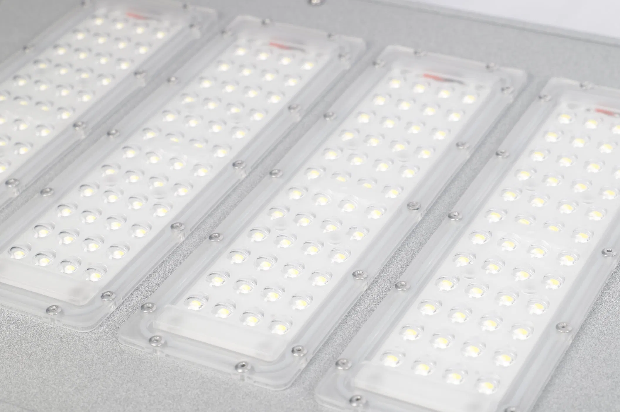 China Supplier Integrated LED Outdoor Flood Light Rechargeable Solar LED Street Light