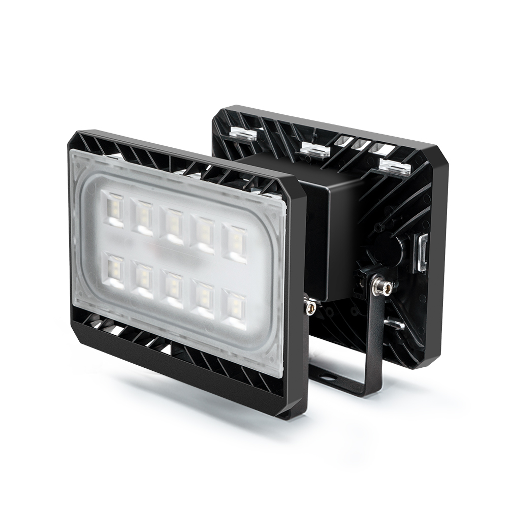 HIGH CLASS Patent Product High Quality Outdoor Industry 4.0 Ip65 Stadium Waterproof 100W 200W 300W Solar Flood Light