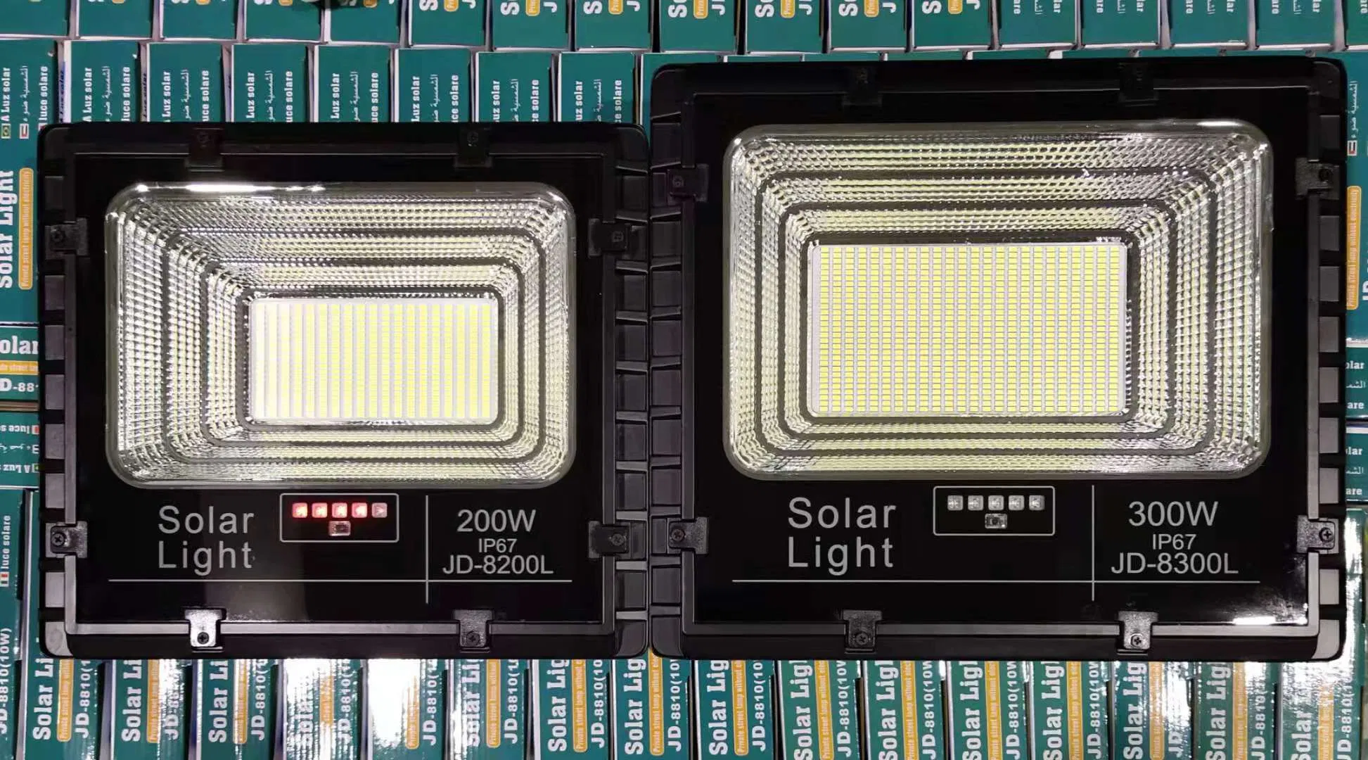 300W High Power LED Floodlight Solar Energy Saving Outdoor Lamp Remote Control Lightfor Projects or Residential Area